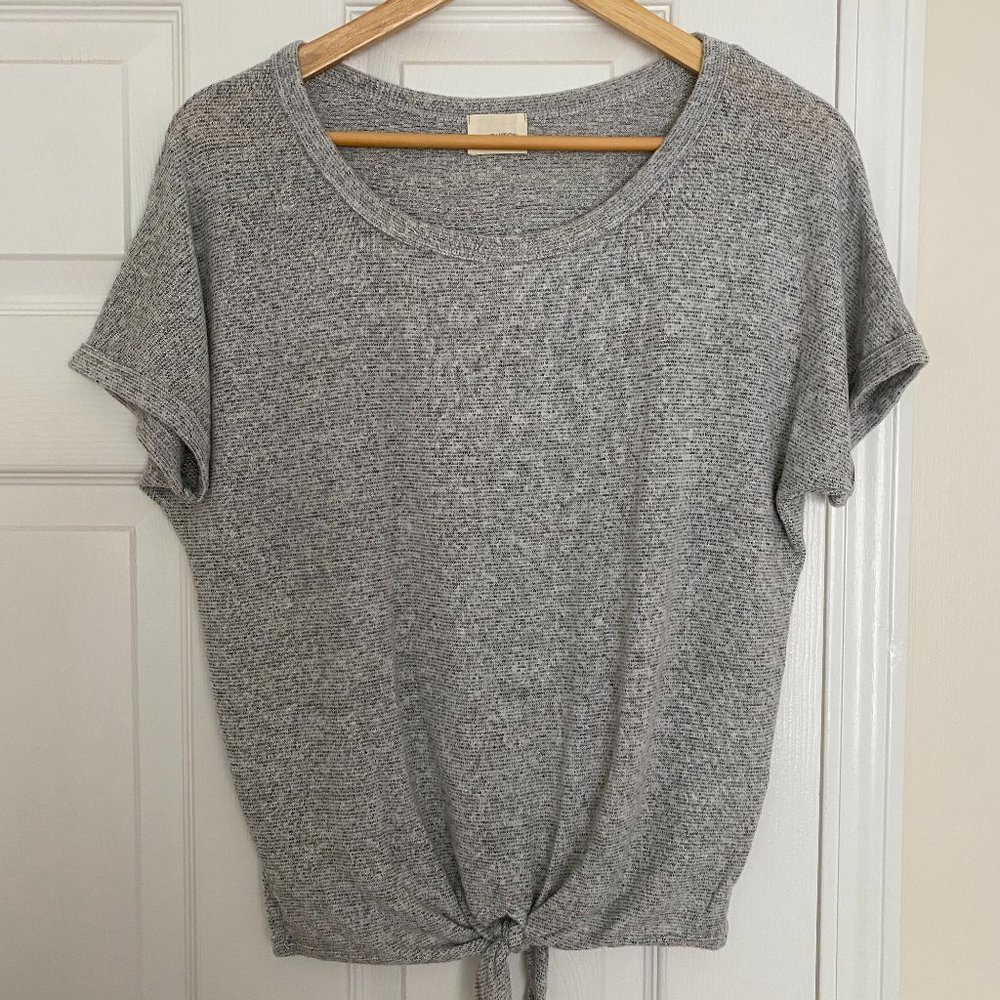Caution To The Wind Ultra Soft Gray Top | Size M